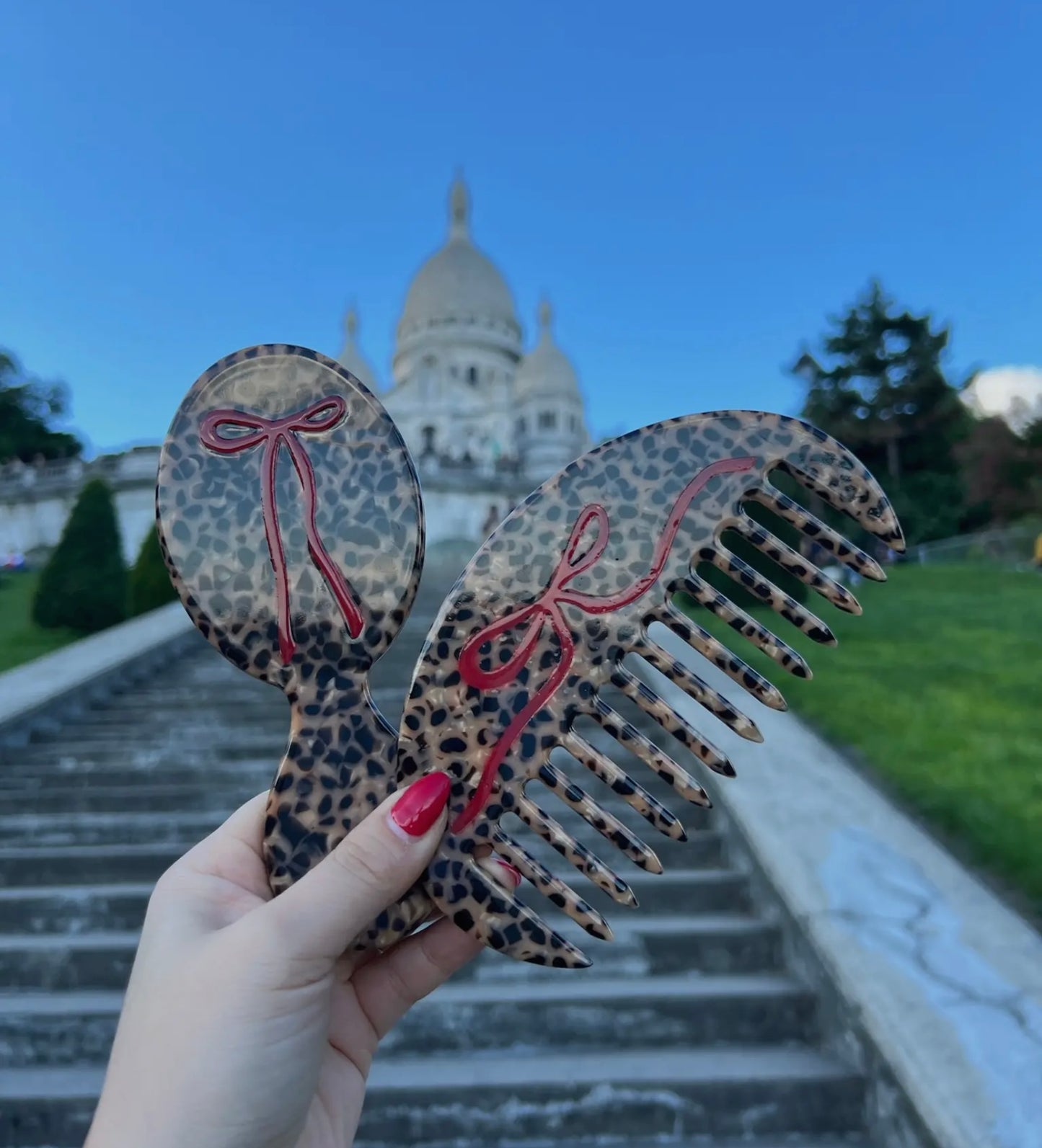 Leopard Comb