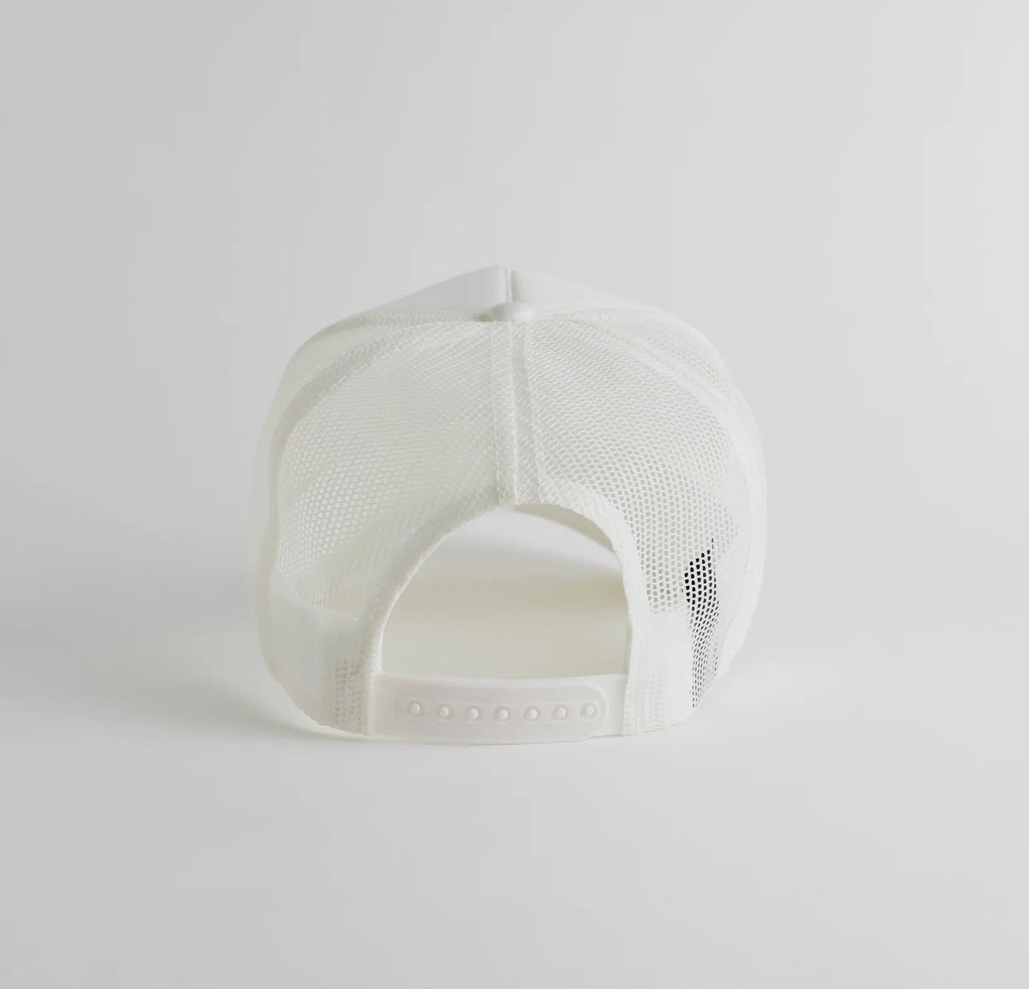 Après all day trucker hat